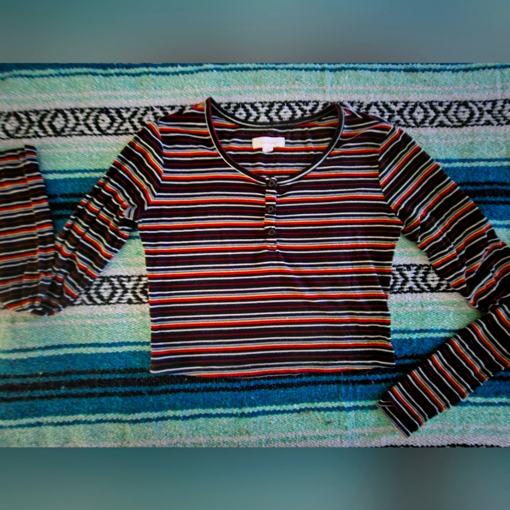 Striped Crop Top Long-sleeved